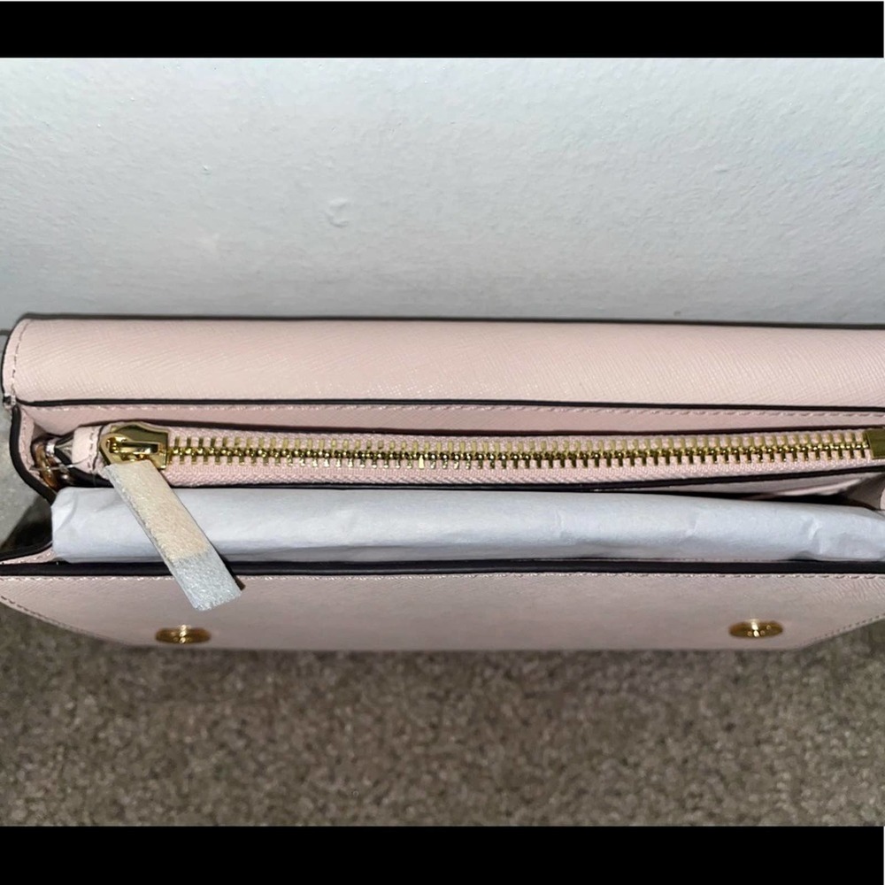 Michael Kors Crossbody - Picture 3 of 3